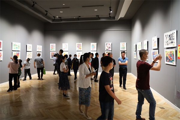 第九届潍坊市少儿书画大赛暨优秀作品展在潍坊市美术馆成功开