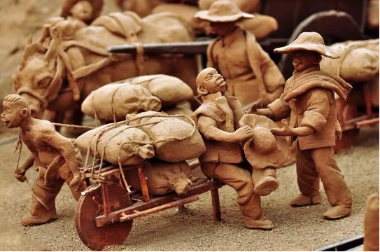 我国一种古老而常见的民间艺术——潍坊安丘泥塑艺术